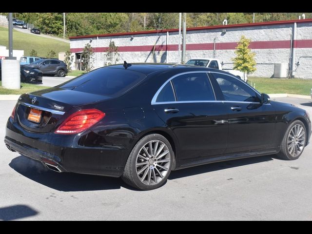 2015 Mercedes-Benz S-Class 550