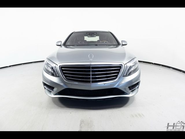 2015 Mercedes-Benz S-Class 550