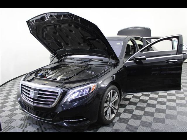 2015 Mercedes-Benz S-Class 550