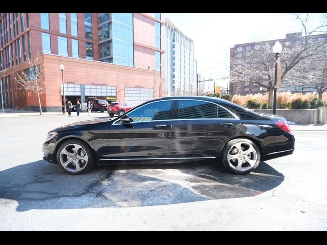 2015 Mercedes-Benz S-Class 550