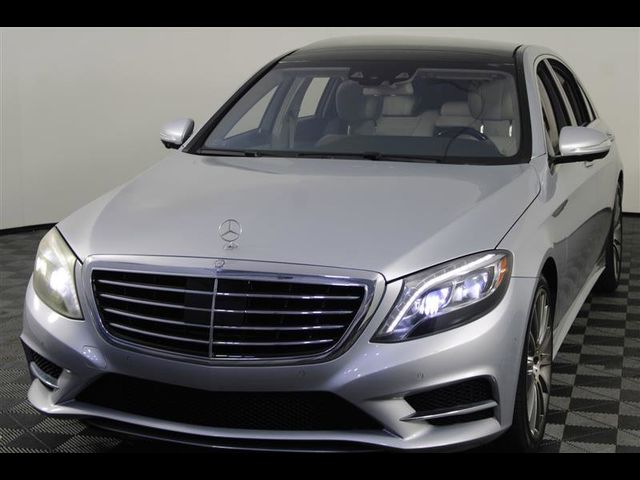 2015 Mercedes-Benz S-Class 550
