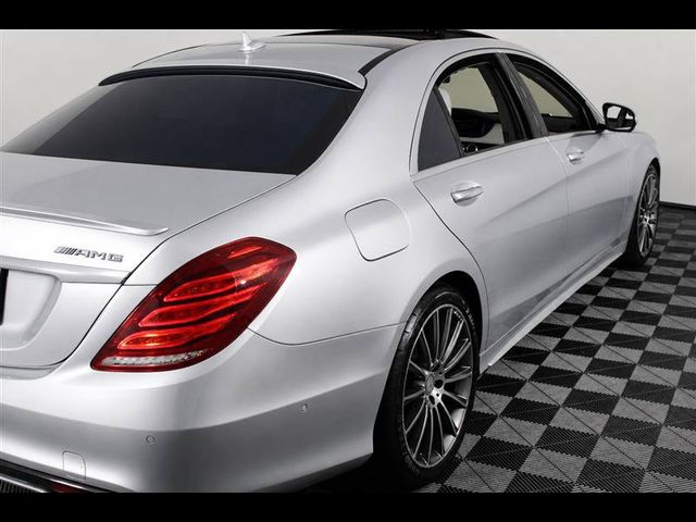 2015 Mercedes-Benz S-Class 550