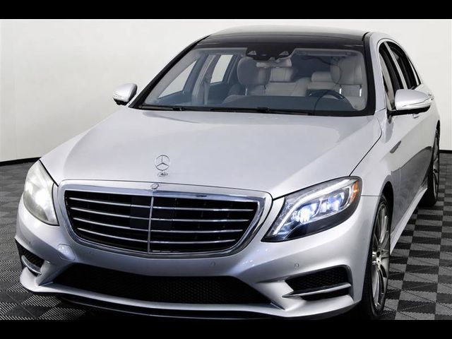 2015 Mercedes-Benz S-Class 550