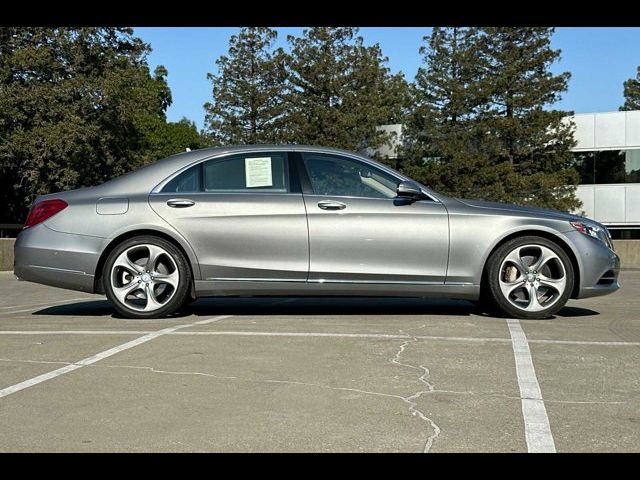 2015 Mercedes-Benz S-Class 550