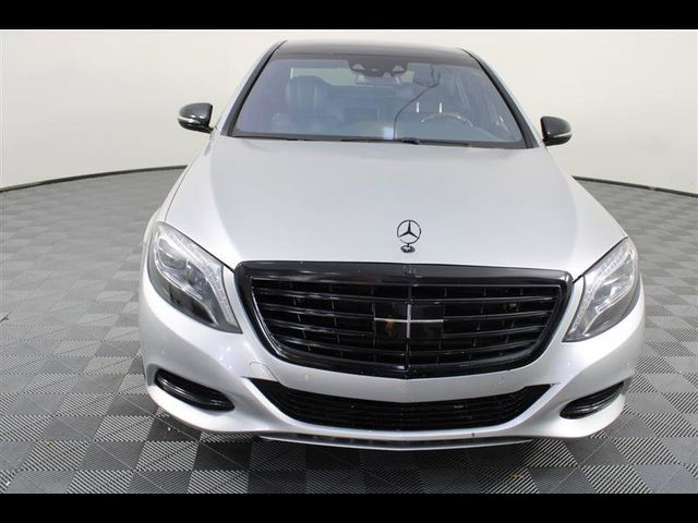 2015 Mercedes-Benz S-Class 550