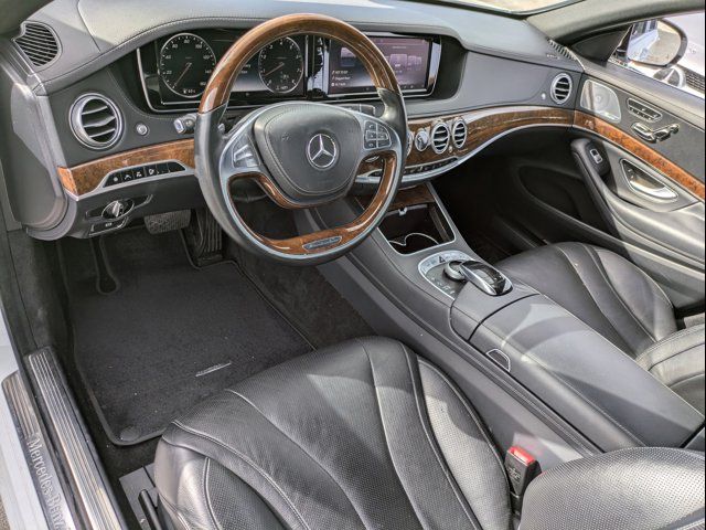 2015 Mercedes-Benz S-Class 550