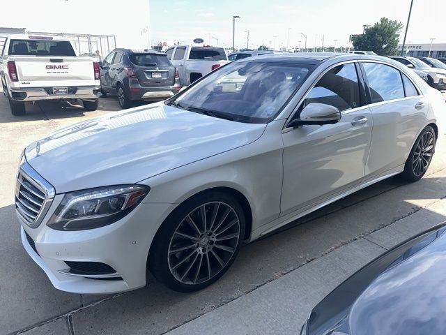 2015 Mercedes-Benz S-Class 550