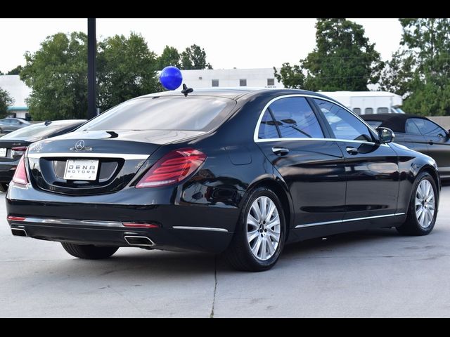 2015 Mercedes-Benz S-Class 550