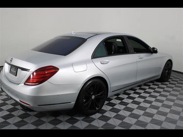 2015 Mercedes-Benz S-Class 550