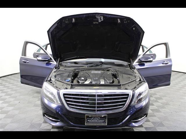 2015 Mercedes-Benz S-Class 550