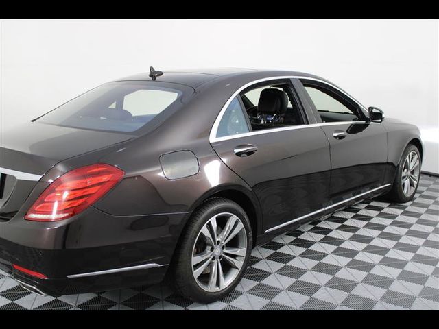 2015 Mercedes-Benz S-Class 550