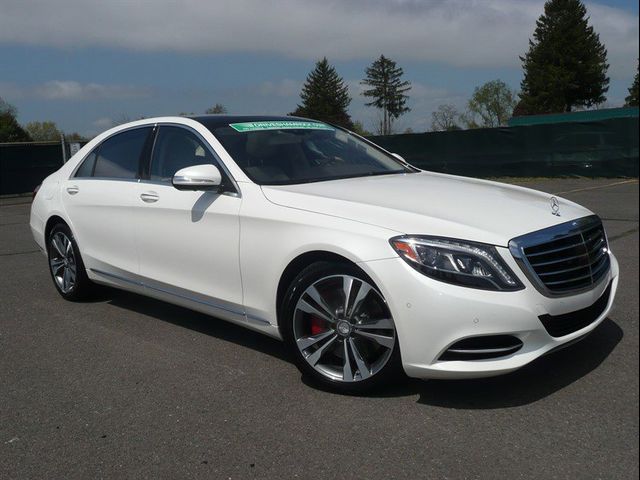 2015 Mercedes-Benz S-Class 550