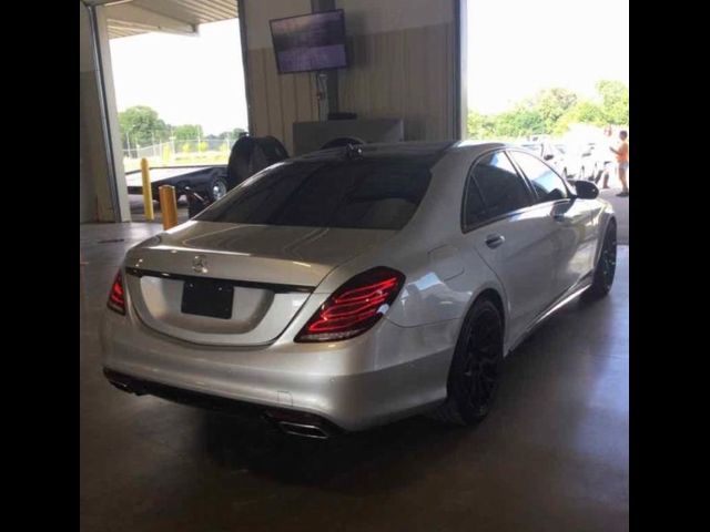 2015 Mercedes-Benz S-Class 550