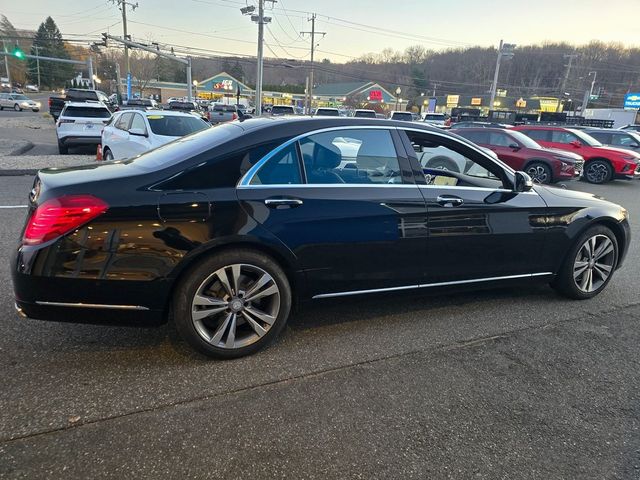 2015 Mercedes-Benz S-Class 550