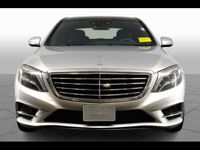 2015 Mercedes-Benz S-Class 550