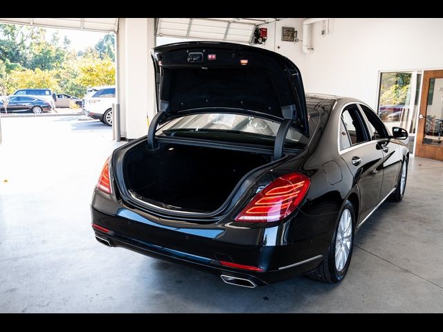 2015 Mercedes-Benz S-Class 550