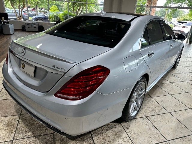 2015 Mercedes-Benz S-Class 550