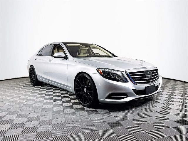2015 Mercedes-Benz S-Class 550