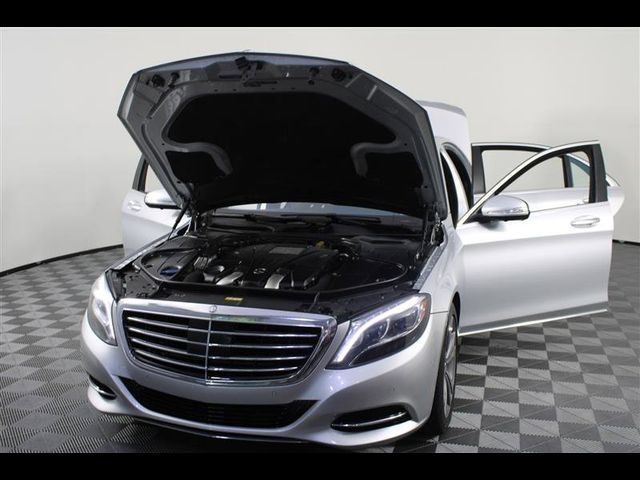 2015 Mercedes-Benz S-Class 550