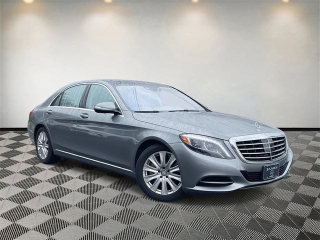 2015 Mercedes-Benz S-Class 550