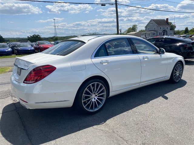 2015 Mercedes-Benz S-Class 550