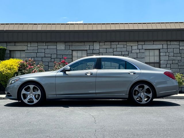 2015 Mercedes-Benz S-Class 550