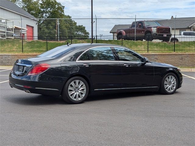 2015 Mercedes-Benz S-Class 550