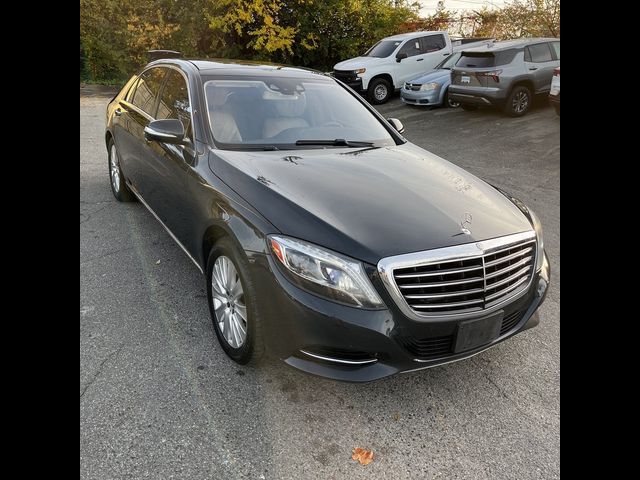 2015 Mercedes-Benz S-Class 550