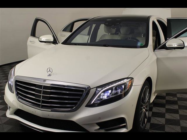 2015 Mercedes-Benz S-Class 550