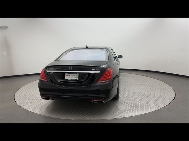 2015 Mercedes-Benz S-Class 550