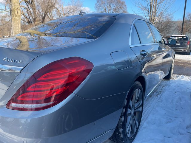 2015 Mercedes-Benz S-Class 550