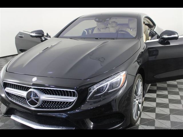 2015 Mercedes-Benz S-Class 550