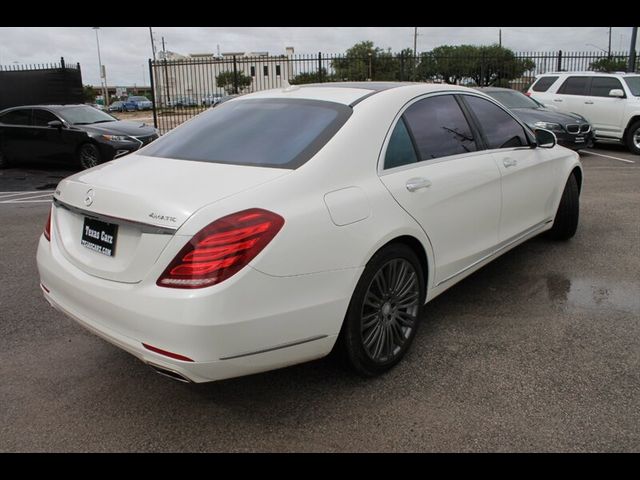 2015 Mercedes-Benz S-Class 550