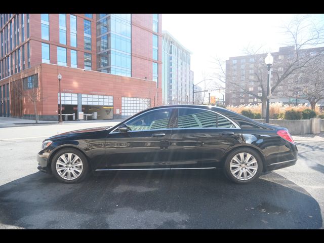 2015 Mercedes-Benz S-Class 550