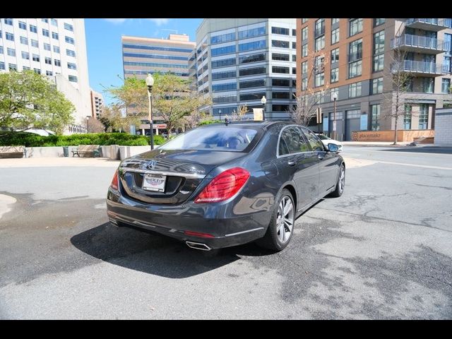 2015 Mercedes-Benz S-Class 550