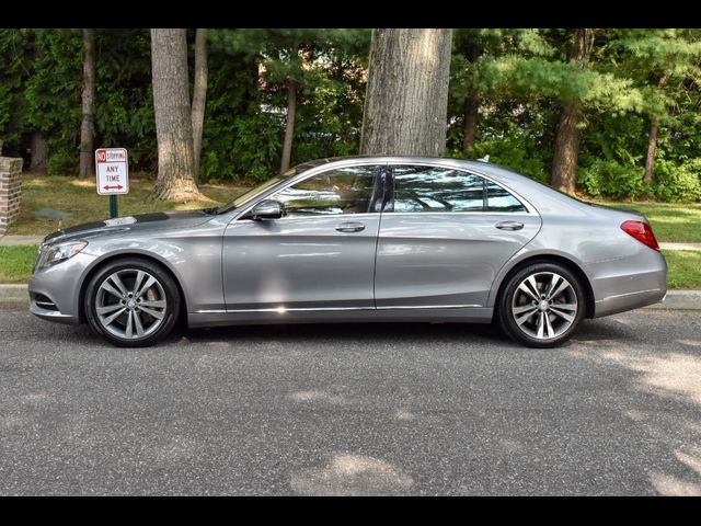 2015 Mercedes-Benz S-Class 550