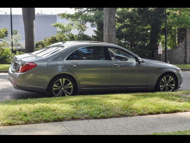 2015 Mercedes-Benz S-Class 550