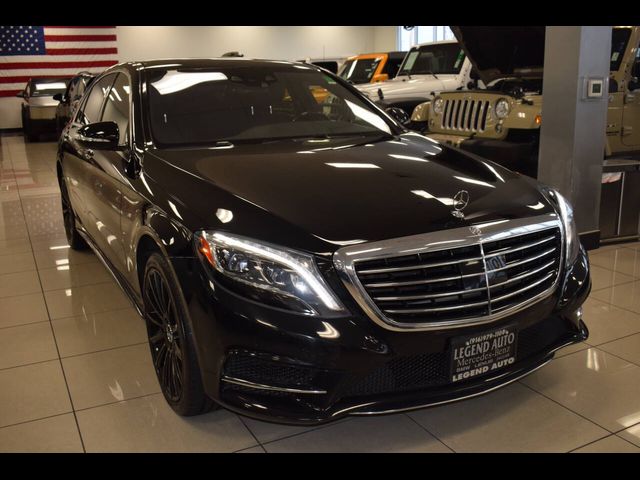 2015 Mercedes-Benz S-Class 550