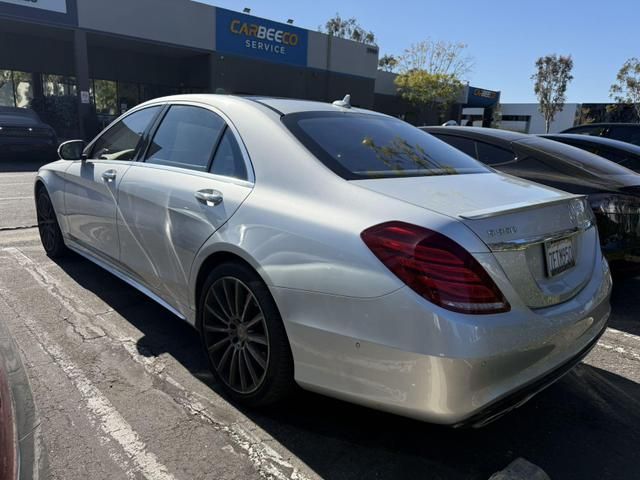 2015 Mercedes-Benz S-Class 550