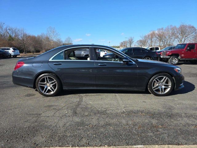 2015 Mercedes-Benz S-Class 550