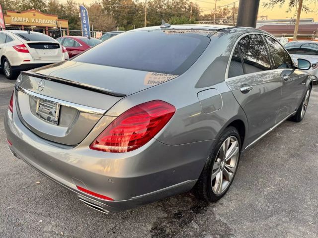 2015 Mercedes-Benz S-Class 550