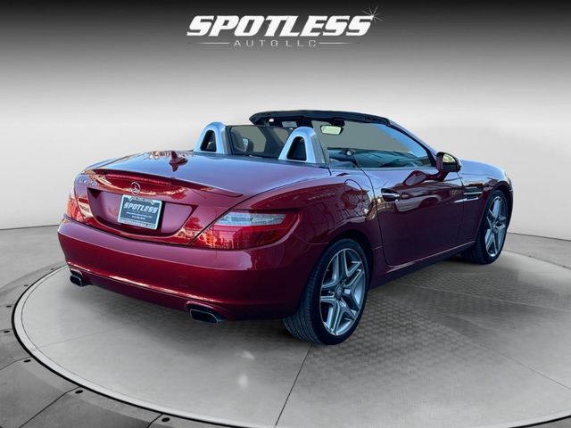 2015 Mercedes-Benz SLK 250