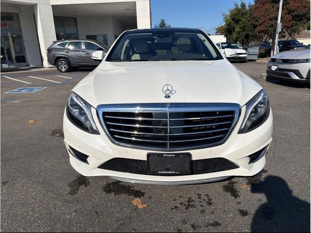 2015 Mercedes-Benz S-Class 550