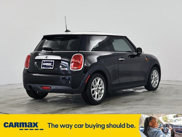 2015 MINI Cooper Hardtop Base