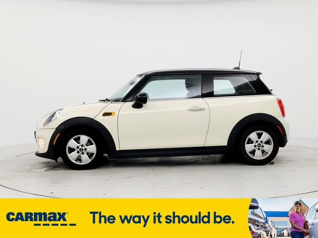 2015 MINI Cooper Hardtop Base