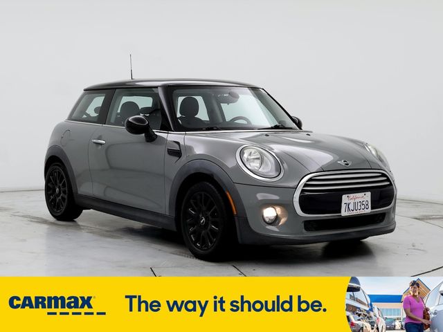 2015 MINI Cooper Hardtop Base