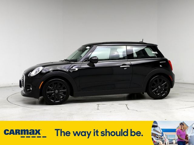 2015 MINI Cooper Hardtop Base