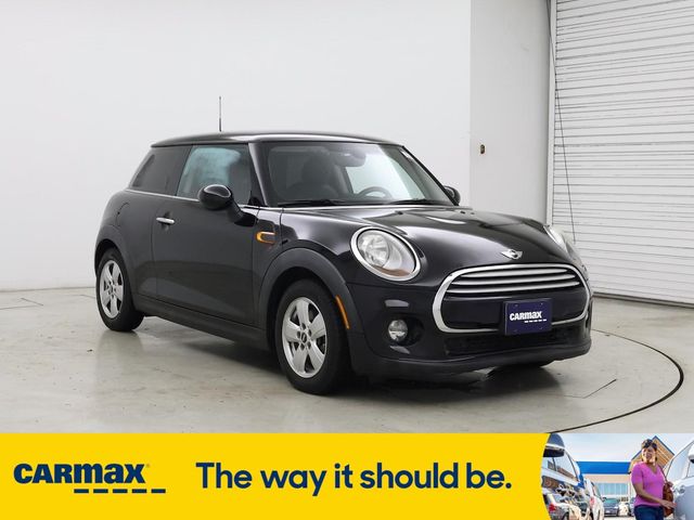 2015 MINI Cooper Hardtop Base