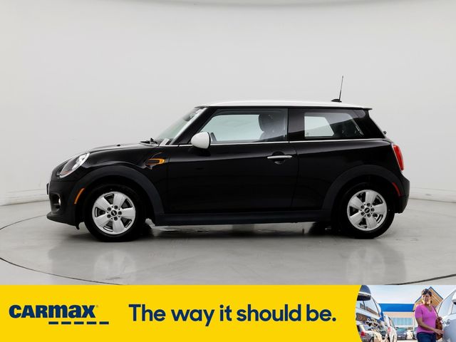 2015 MINI Cooper Hardtop Base