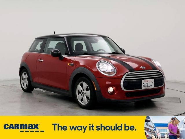 2015 MINI Cooper Hardtop Base